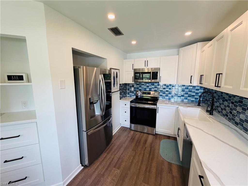 1522 Mainsail DR 4 Property Photo 1