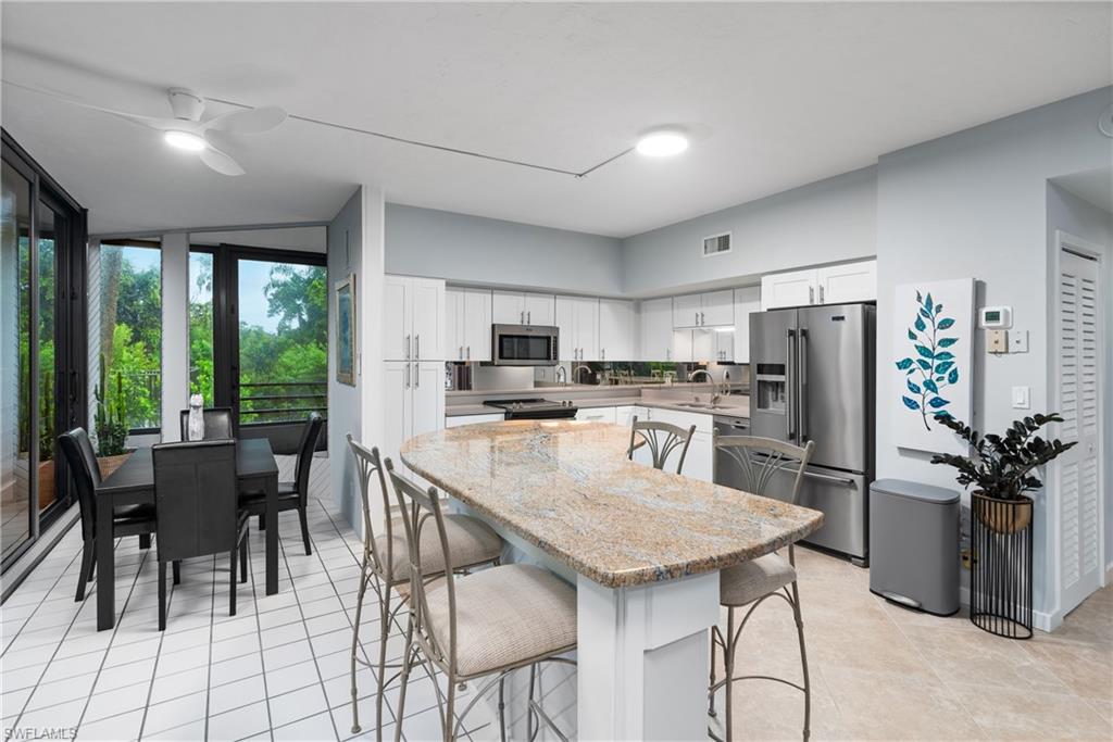 5555 Heron Point Drive 101 Property Photo 11