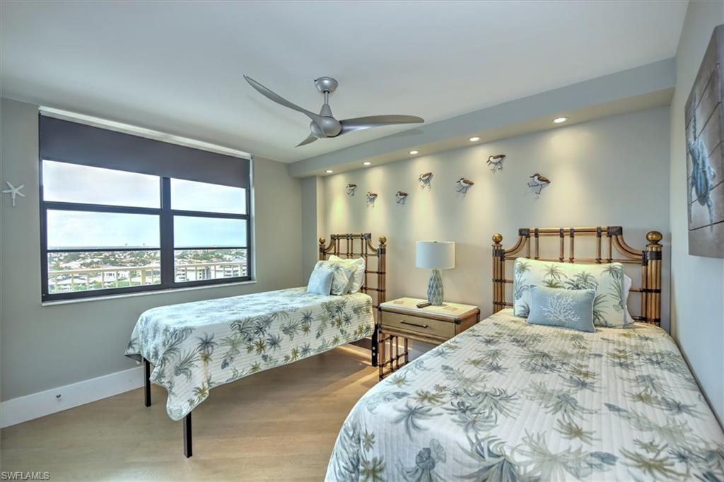 380 Seaview Ct 1404 Property Photo 25