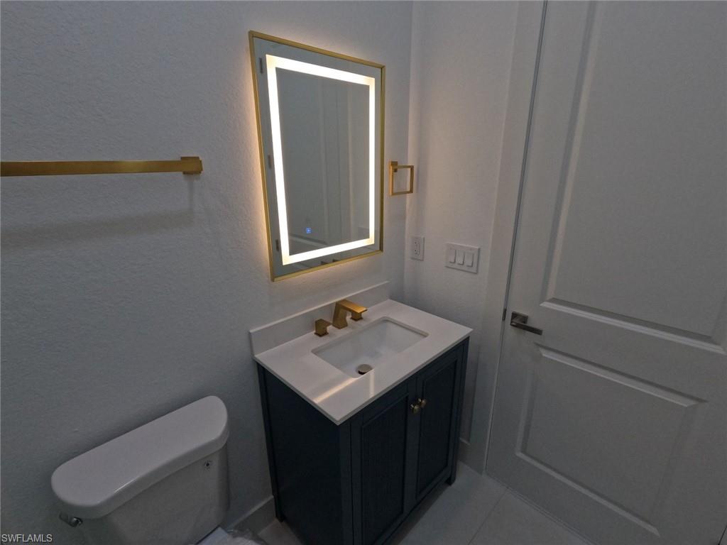 2423 6th St Property Photo 3