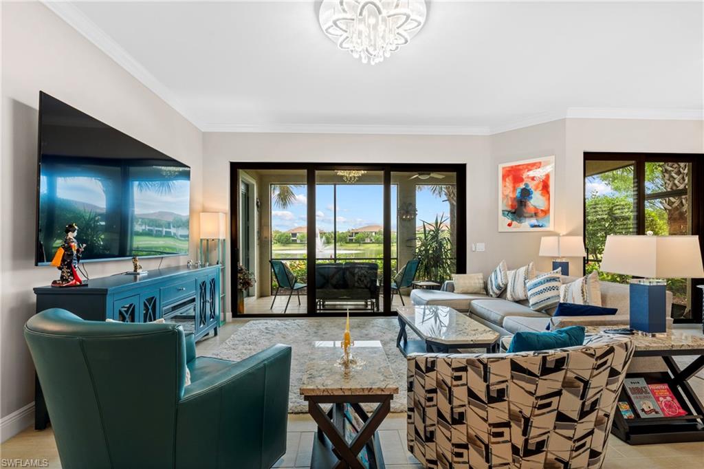 2137 Frangipani Cir 102 Property Photo 2