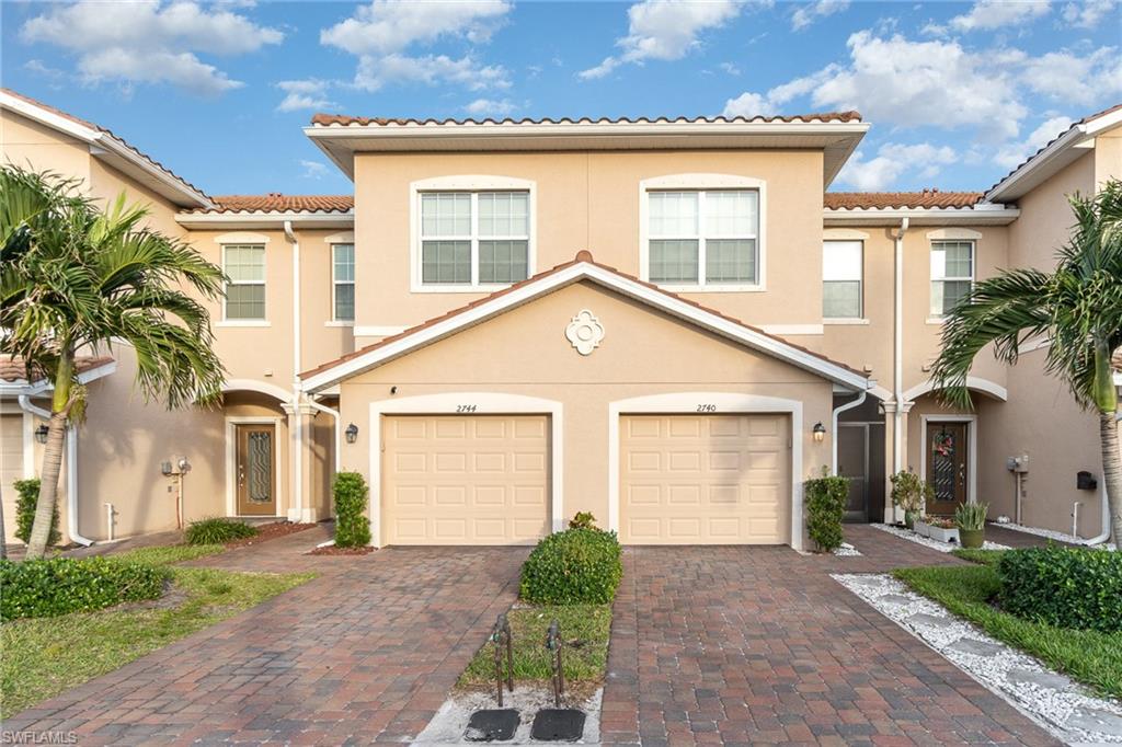 2740 Blossom WAY Property Photo 1