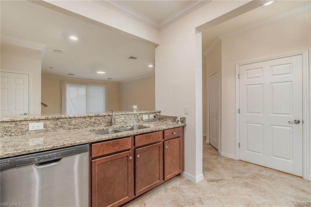 2740 Blossom Way Property Photo 6