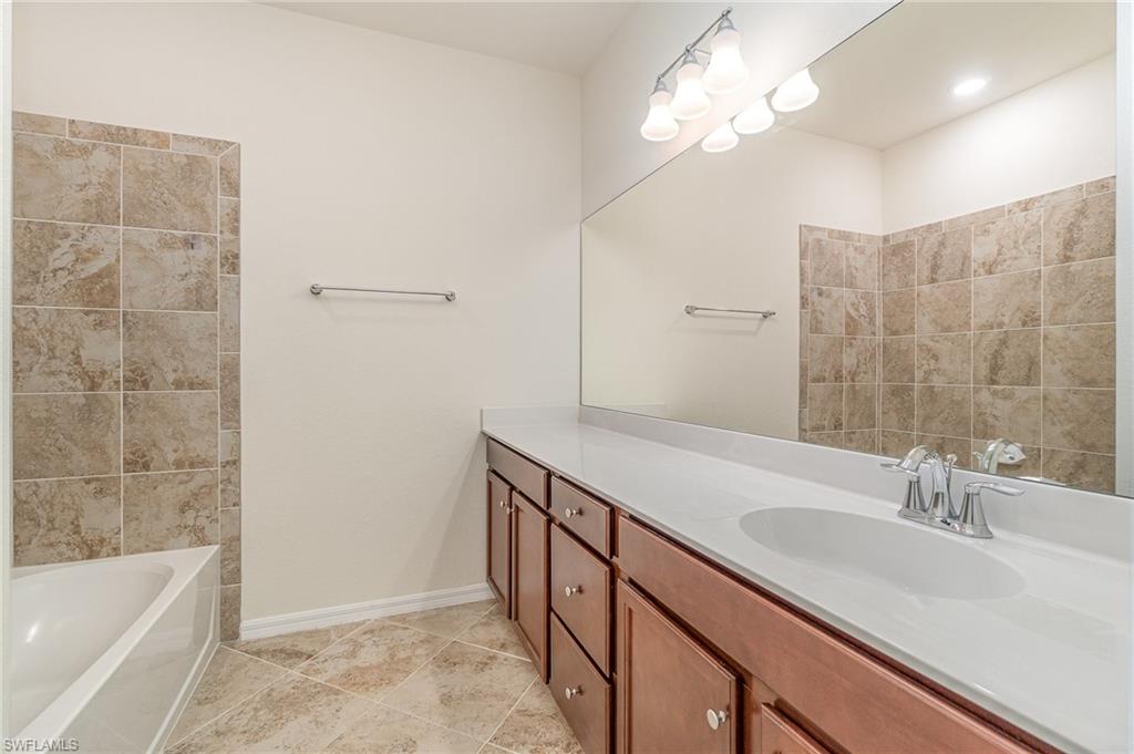 2740 Blossom Way Property Photo 17