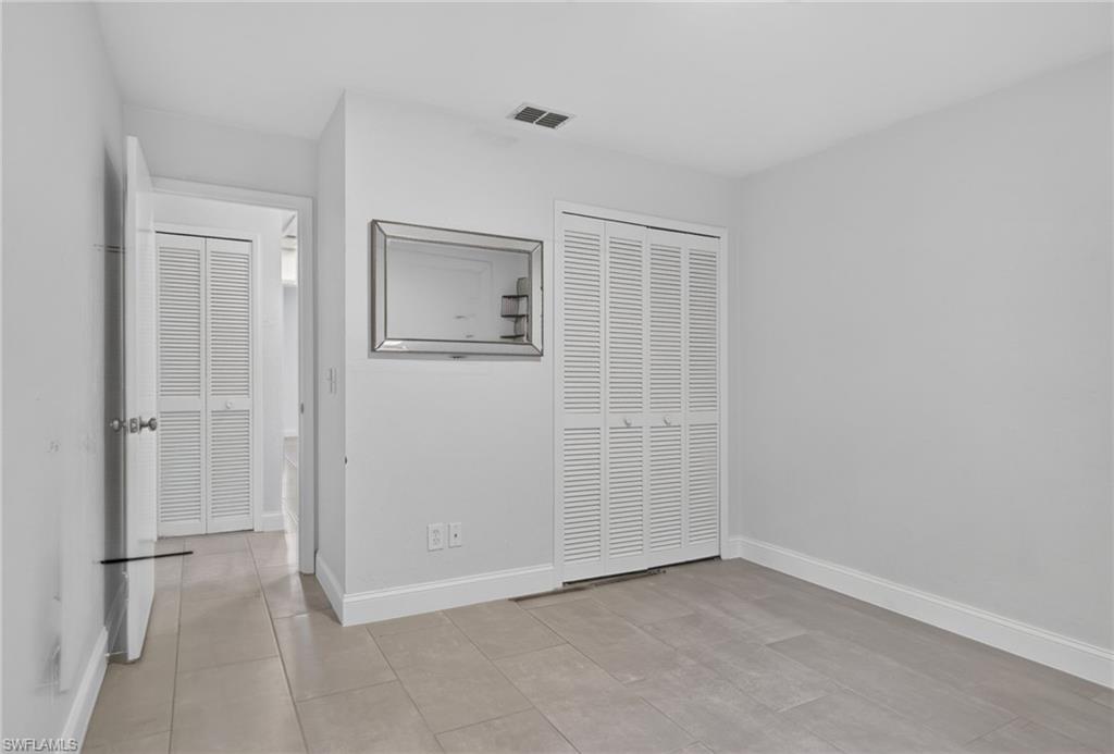 10452 Lakeport Ct Property Photo 9