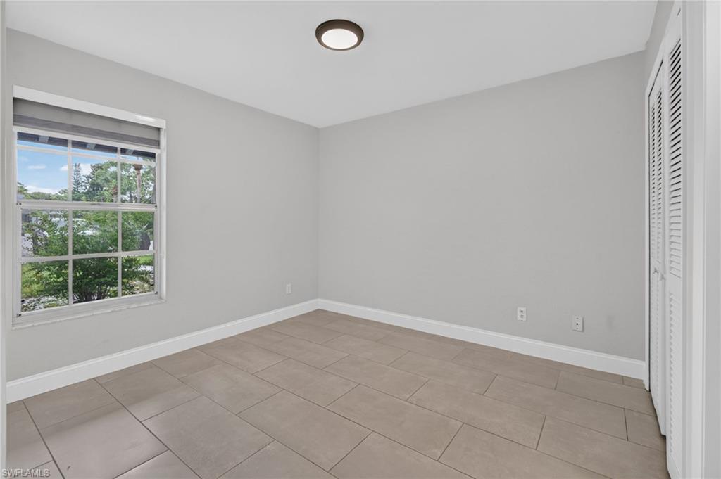 10452 Lakeport Ct Property Photo 13