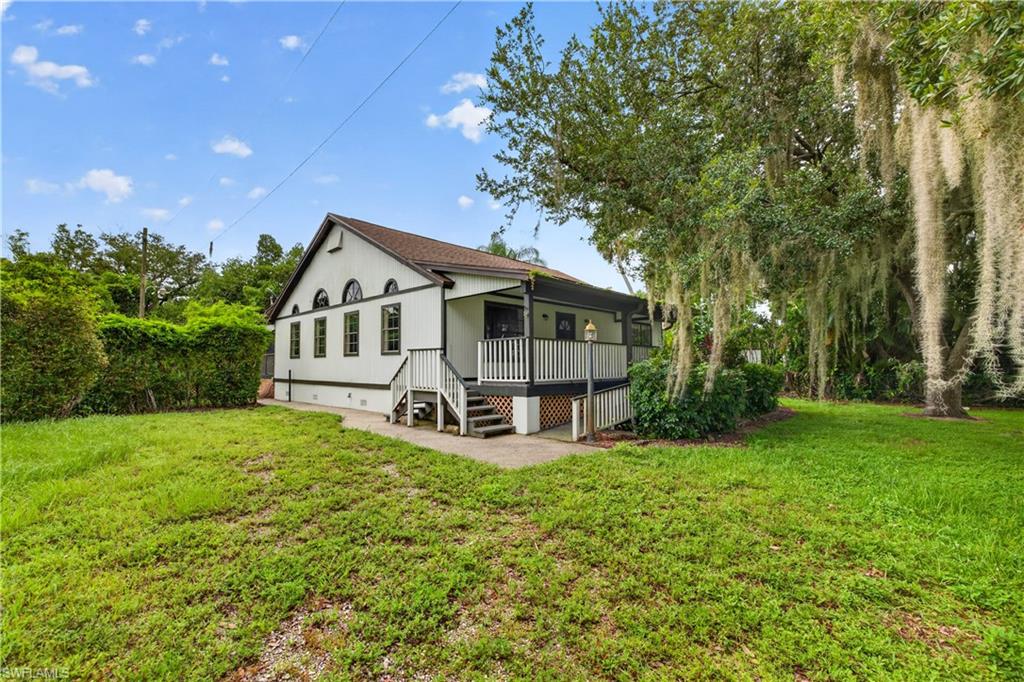 16970 Carolyn Ln Property Photo 2