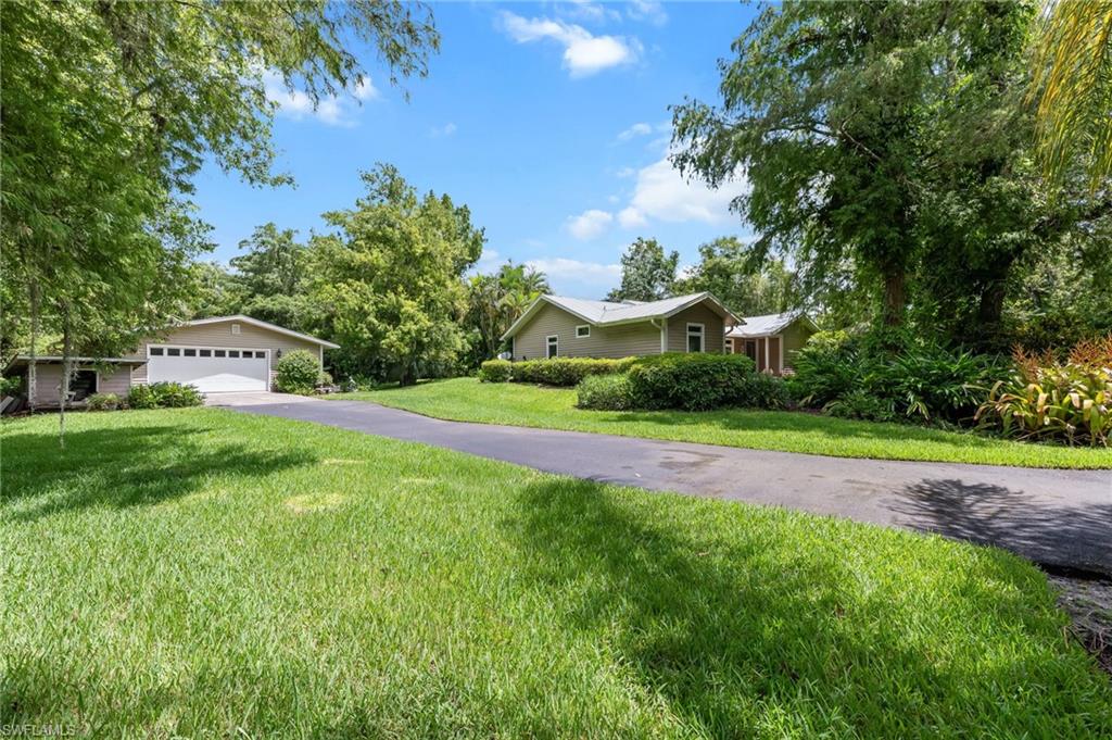 5247 Cherry Wood Dr Property Photo 2