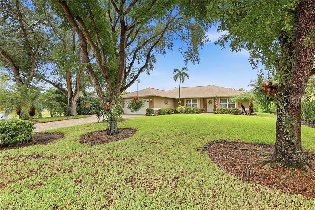 1073 Alhambra Cir Property Photo 17