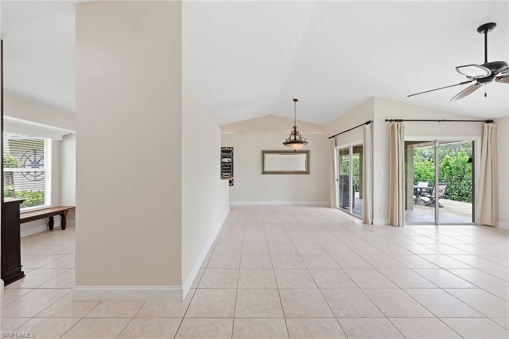 1073 Alhambra Cir Property Photo 23