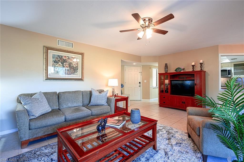 583 Beachwalk Cir Q-101 Property Photo 8