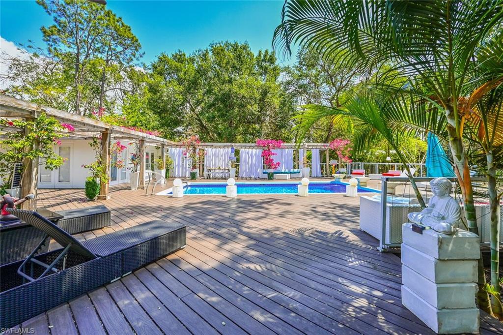 5940 English Oaks Ln Property Photo 4