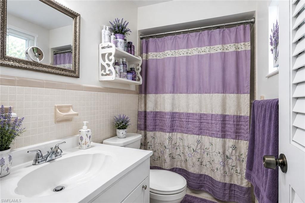 1352 Oaklawn Ct Property Photo 14