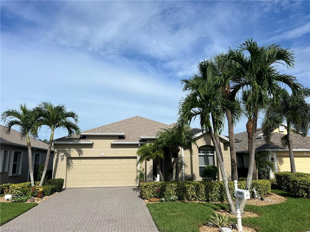 9269 Palm Island CIR Property Photo 1
