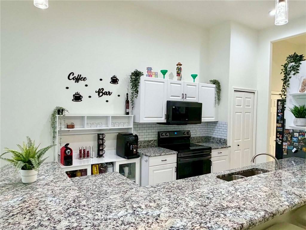 9052 Leatherwood Loop Property Photo 4