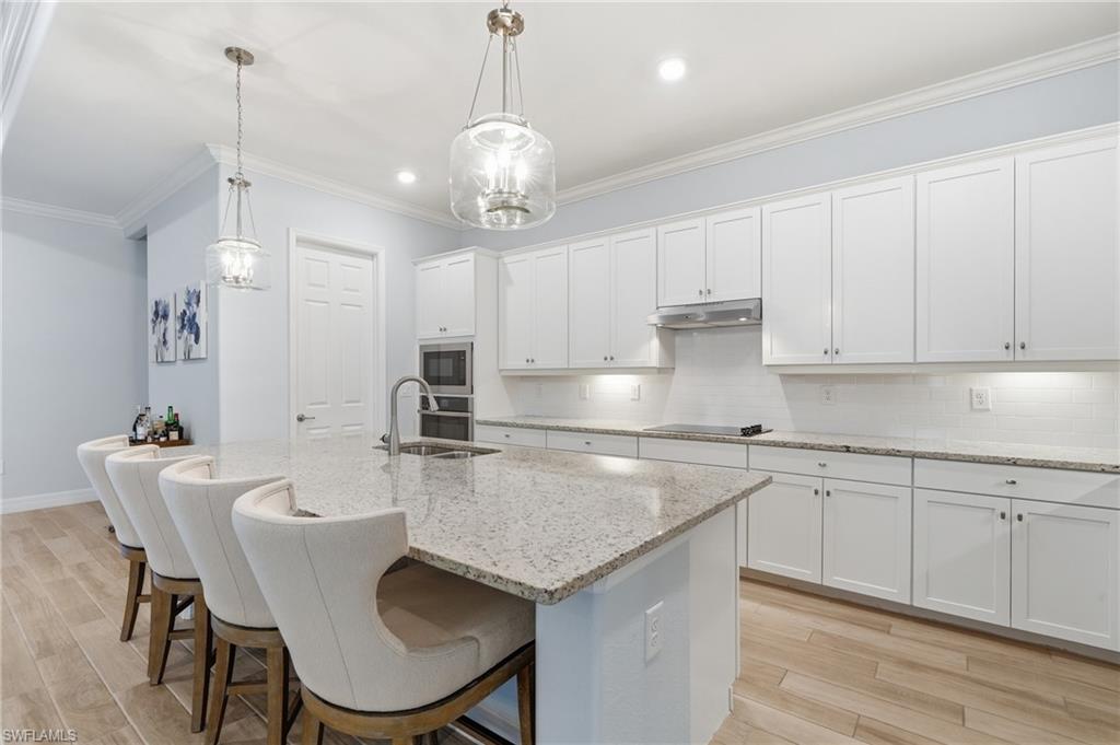 28004 Foxrock Ct Property Photo 9