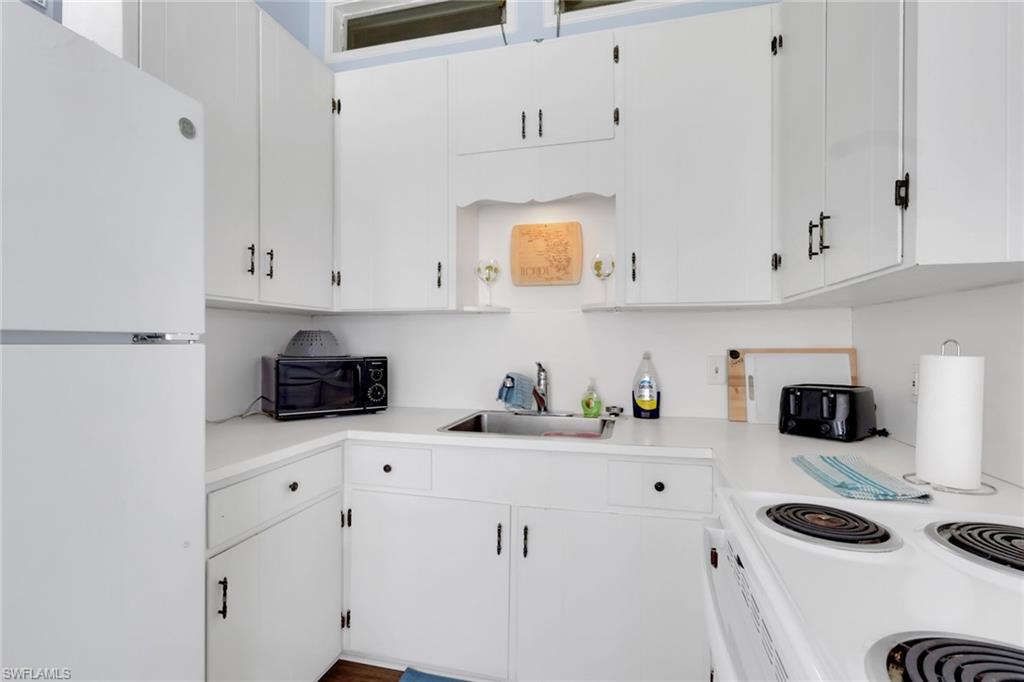 226 Connecticut St Property Photo 8