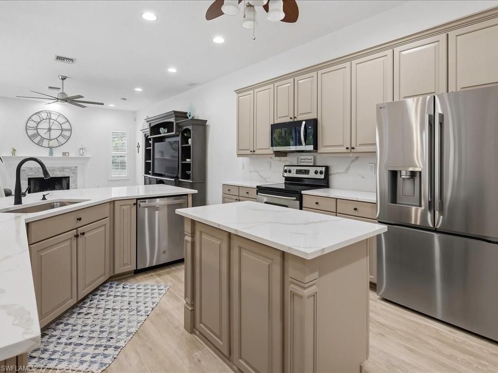 6591 Sable Ridge Ln Property Photo 27
