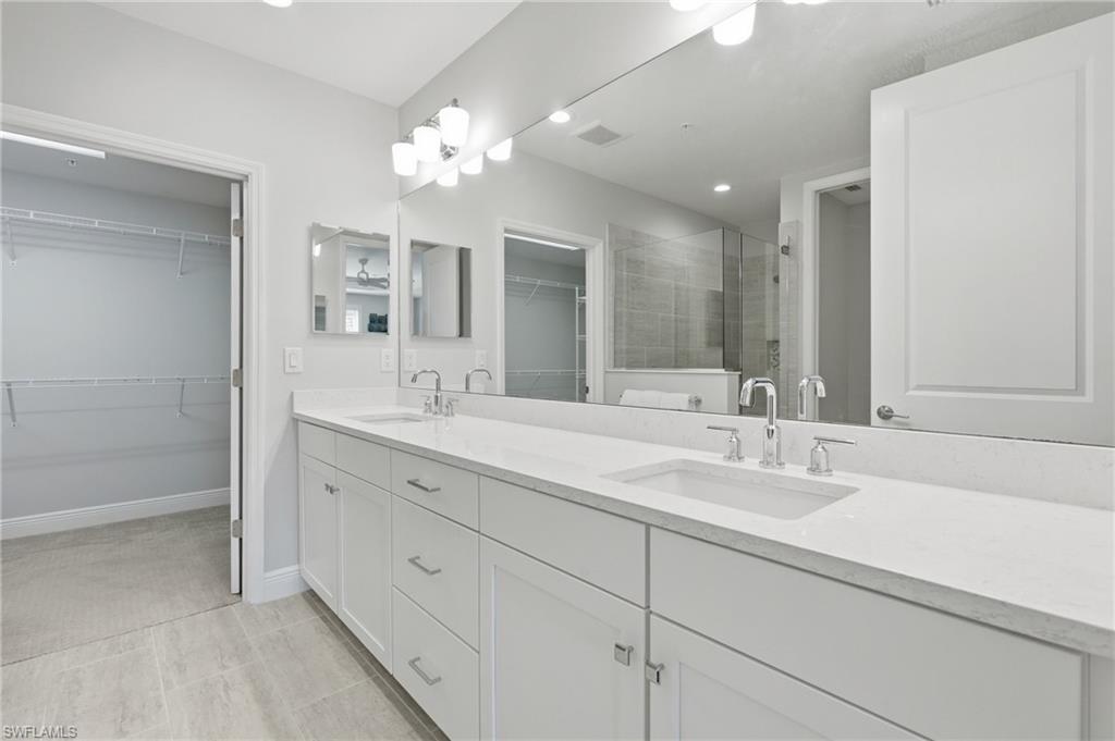 2560 Seychelles Dr 1003 Property Photo 12