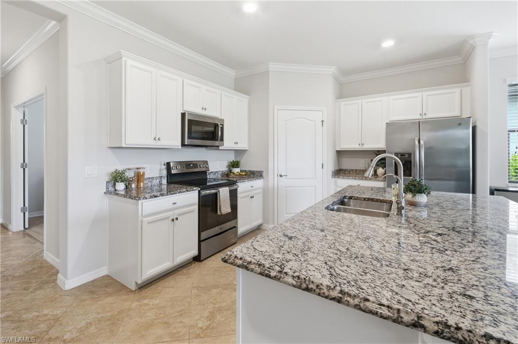 4374 Bismark Way Property Photo 8