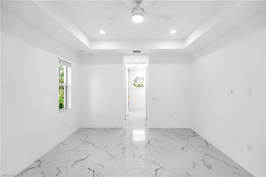 578 Woodview Dr Property Photo 23