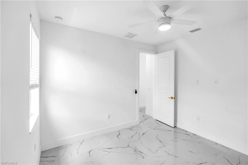 578 Woodview Dr Property Photo 36