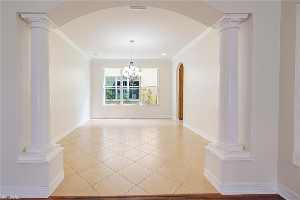 10310 Carolina Willow Dr Property Photo 5