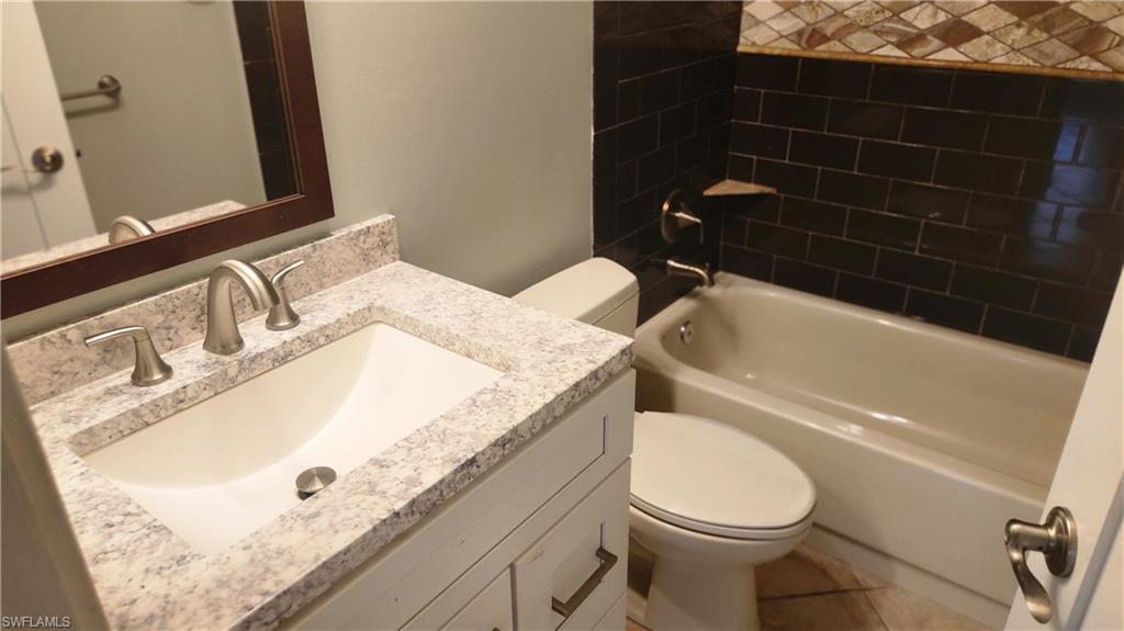 2074 Pine Isle Ln 2074 Property Photo 29