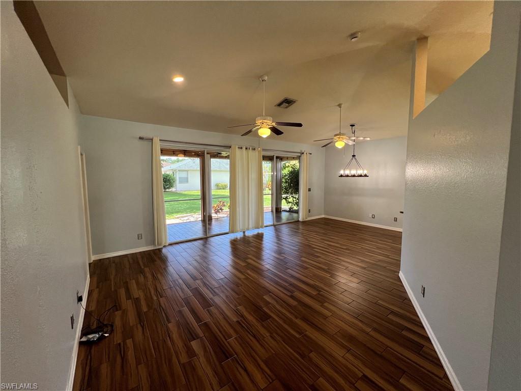 608 Crossfield Cir Property Photo 5