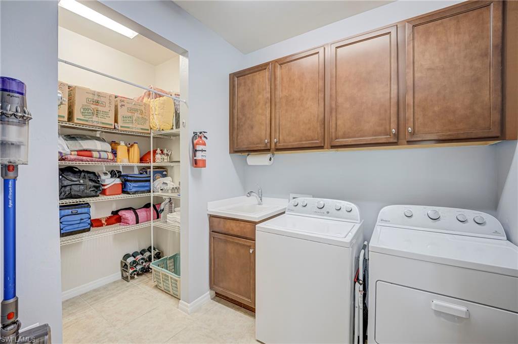 6085 Triumph Ln Property Photo 24