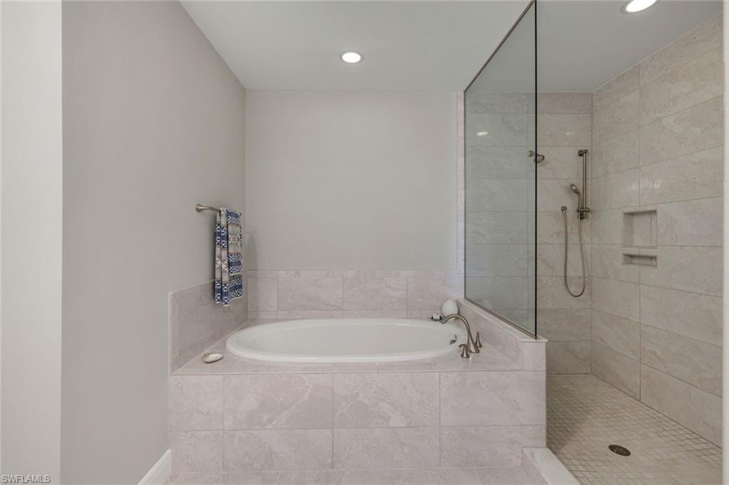 16436 Carrara Way 101 Property Photo 13