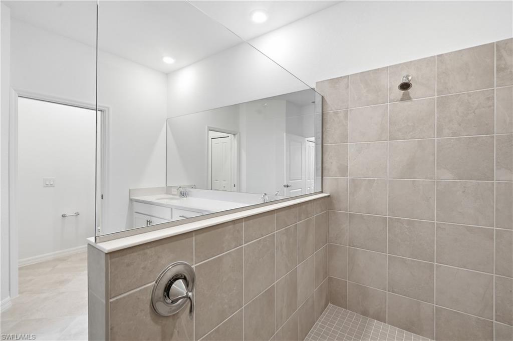 15918 Green Acres Ave 4521 Property Photo 22
