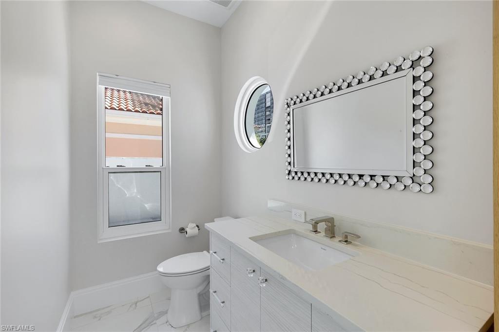 4900 Gulf Shore Blvd N Property Photo 39