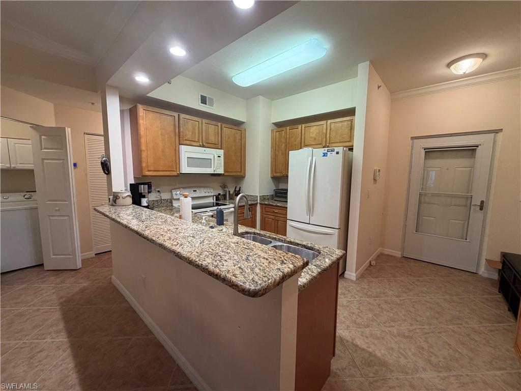 1096 Winding Pines Cir 102 Property Photo 7