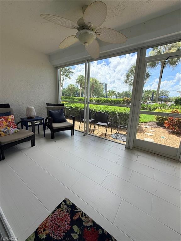360 Horsecreek Dr 106 Property Photo 2