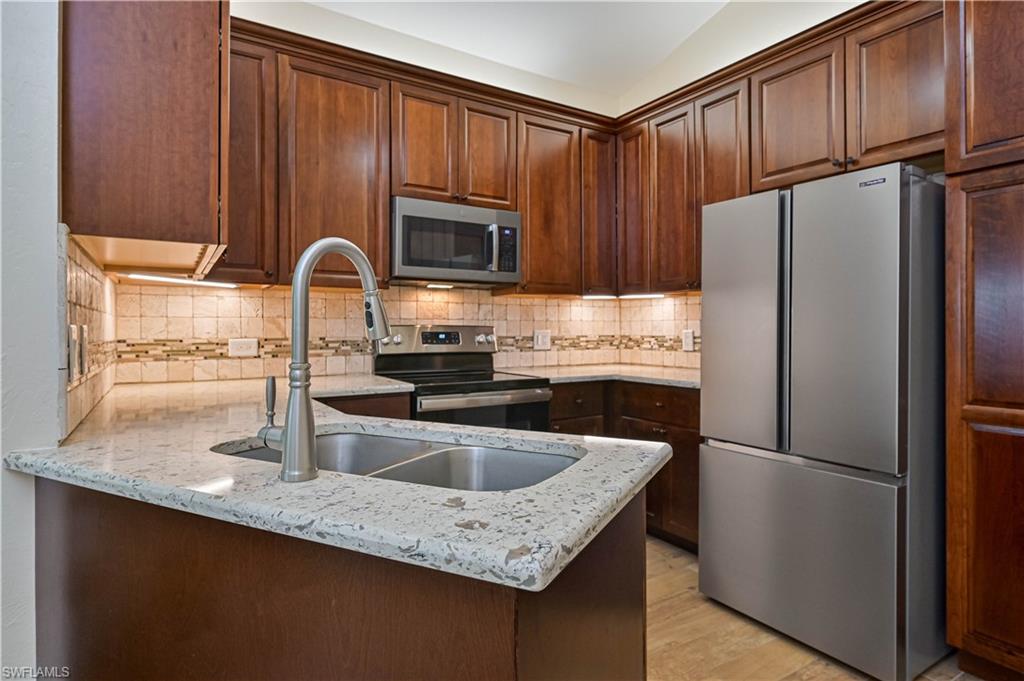 13511 Siesta Pines Ct Property Photo 45