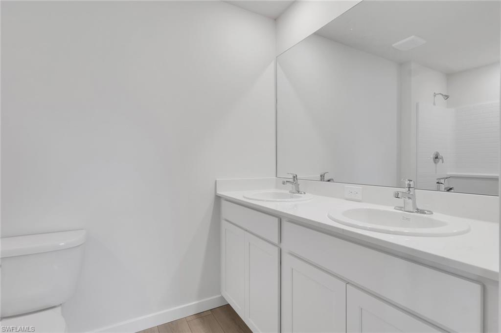 533 Ilaria Ct Property Photo 16