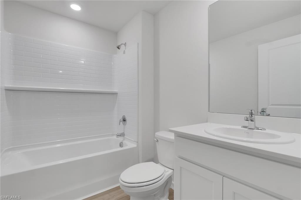 533 Ilaria Ct Property Photo 21