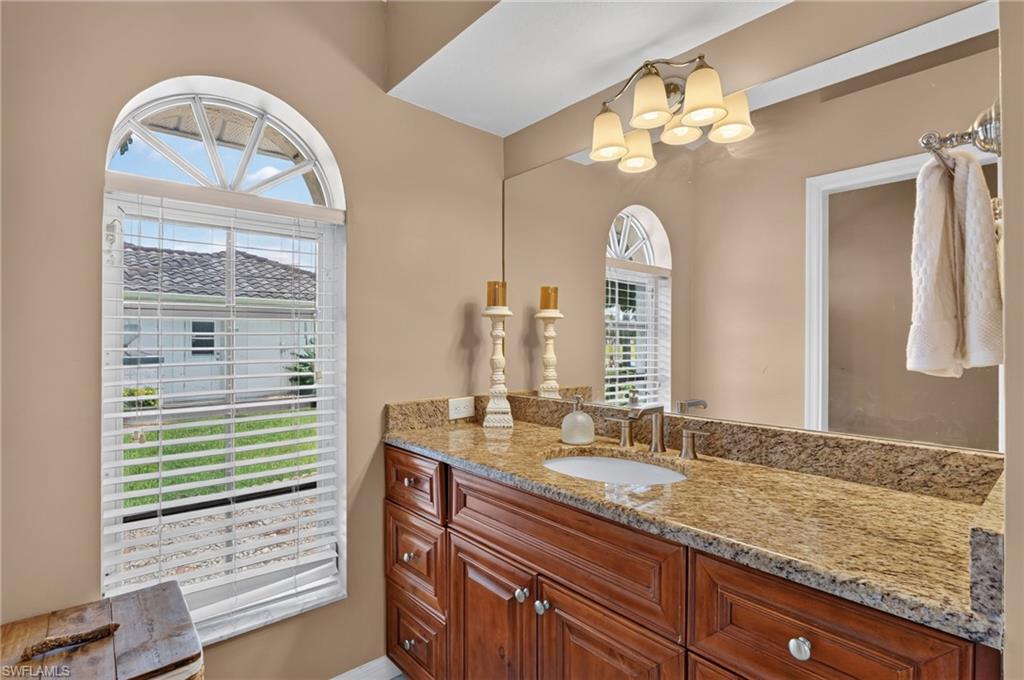11931 King James Ct Property Photo 27