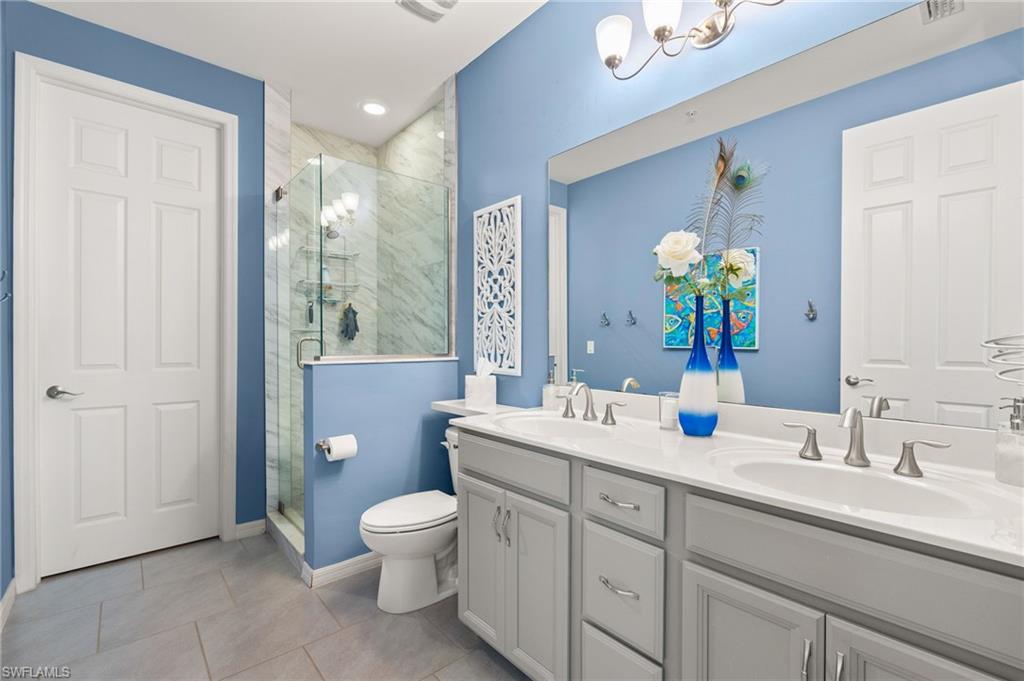 26213 Palace Ln 202 Property Photo 17