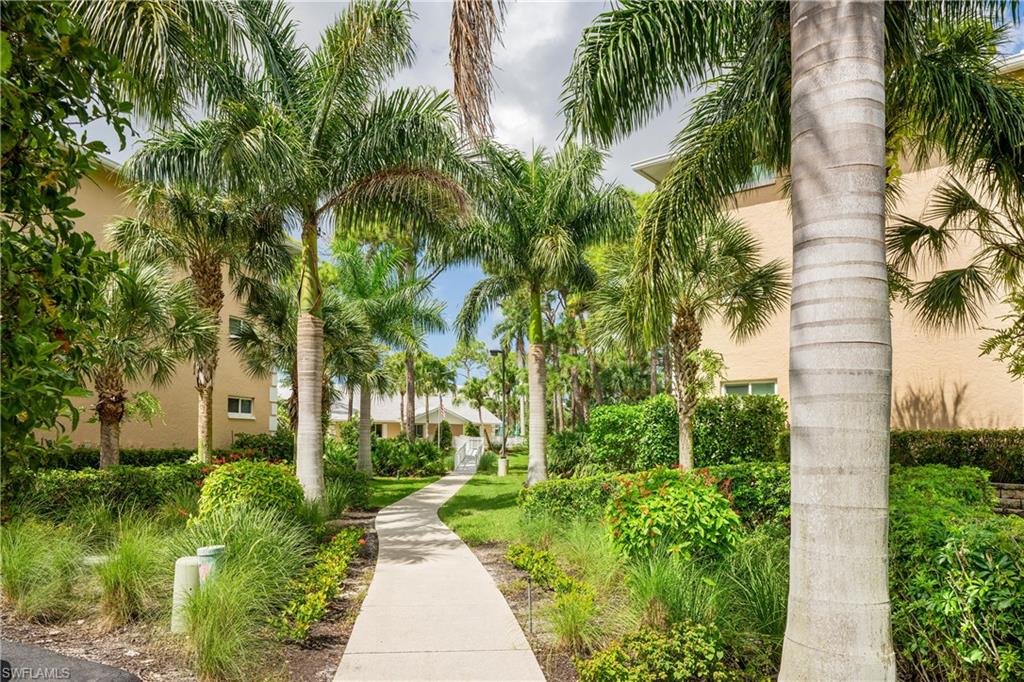 3001 Sandpiper Bay Circle Property Photo 2
