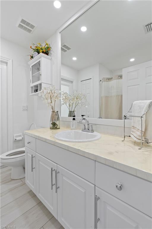 9052 Cypress Dr N Property Photo 7