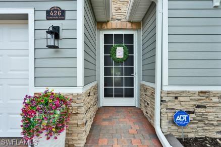 426 Tamarindo Ln Property Photo 6