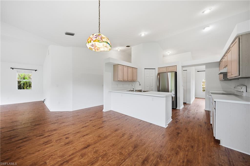 8950 Bracken Way Property Photo 18