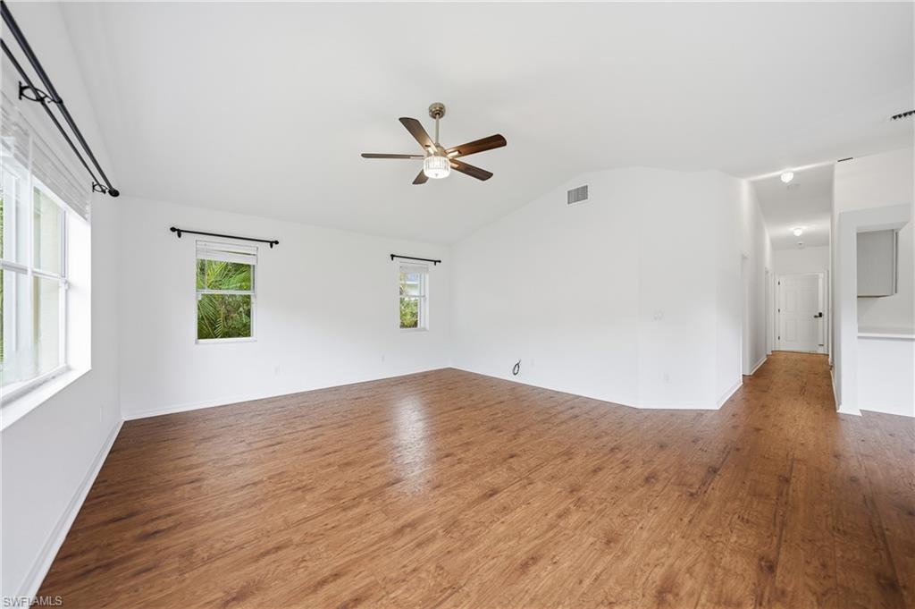 8950 Bracken Way Property Photo 21