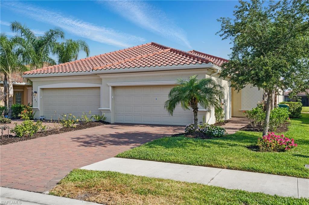 1767 Alameda DR Property Photo 1
