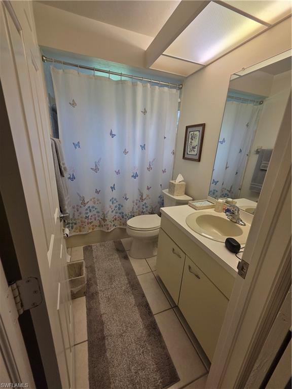 10931 Helm Ct Property Photo 16