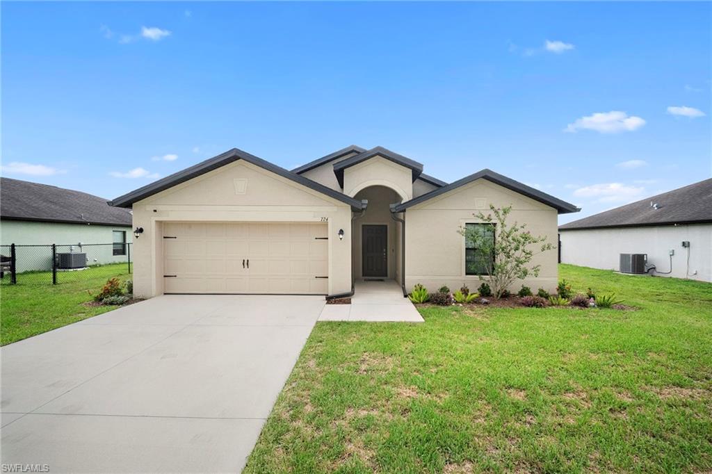 724 Evening Shade Ln Property Photo 1