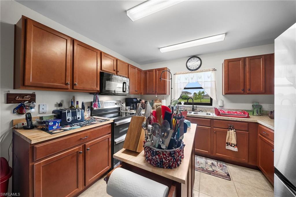 724 Evening Shade Ln Property Photo 7