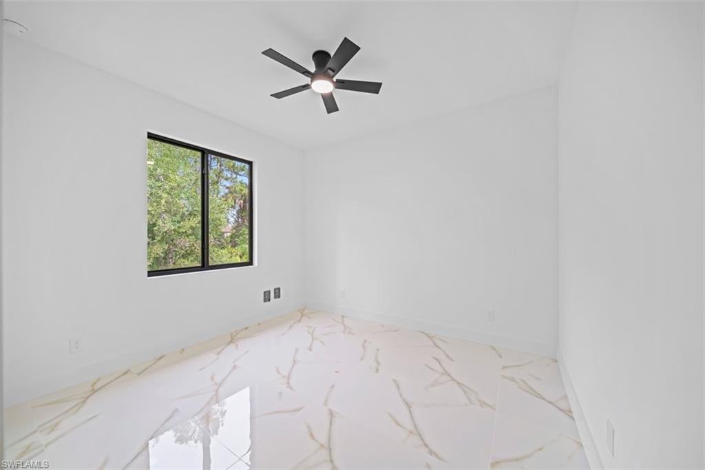 1110 Rush Ave Property Photo 31